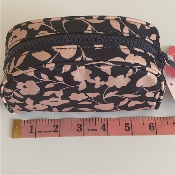 NWT! Kate Spade small dome nylon Cosmetic Bag - Picture 6 of 9